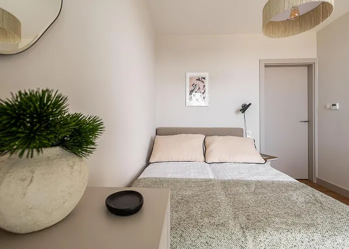 Harbour Pearl 3-rd Floor View! With Bikes And Acces *